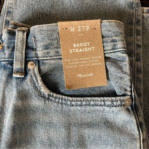 Madewell Baggy Straight Jeans. Petite 27
